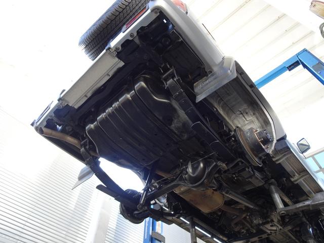 ランドクルーザー７０ バン　ＧＲＪ７６Ｋ　オプション前後デフロック　ブラッドレーＶアルミ　５ＭＴ　１ＧＲエンジン　４ＷＤ　再販ランクル７０　ランクル７６　１ナンバー　ボディカラー／シルバーメタリック１Ｆ７（37枚目）