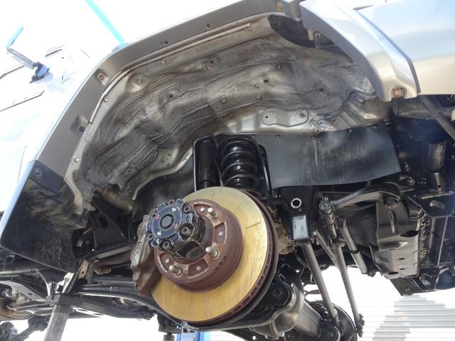 ランドクルーザー７０ バン　ＧＲＪ７６Ｋ　オプション前後デフロック　ブラッドレーＶアルミ　５ＭＴ　１ＧＲエンジン　４ＷＤ　再販ランクル７０　ランクル７６　１ナンバー　ボディカラー／シルバーメタリック１Ｆ７（39枚目）