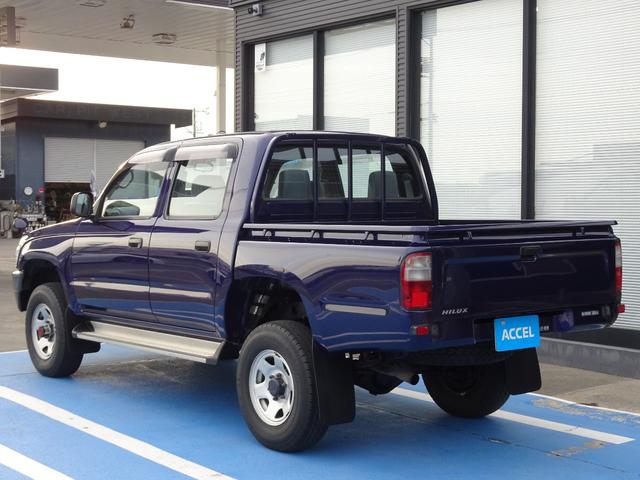 ハイラックス ＷキャブＤＸ　ＬＮ１６７　５ＭＴ　４ＷＤ　４ナンバー　ディーゼル　原動機５Ｌ　ダブルキャブ　積載５００ｋｇ　５人乗り　ＮＯｘ・ＰＭ不適合　ハイラックス　ピックアップ（8枚目）