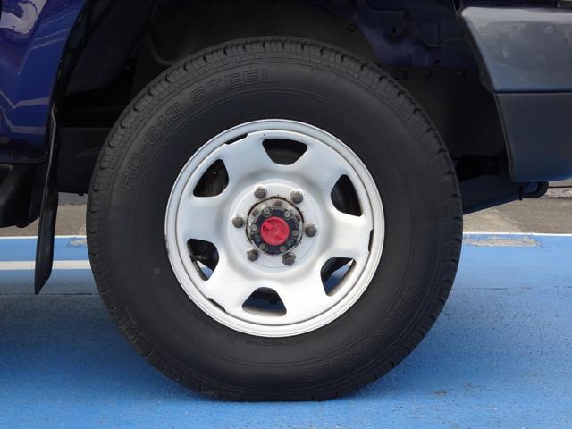 ハイラックス ＷキャブＤＸ　ＬＮ１６７　５ＭＴ　４ＷＤ　４ナンバー　ディーゼル　原動機５Ｌ　ダブルキャブ　積載５００ｋｇ　５人乗り　ＮＯｘ・ＰＭ不適合　ハイラックス　ピックアップ（28枚目）