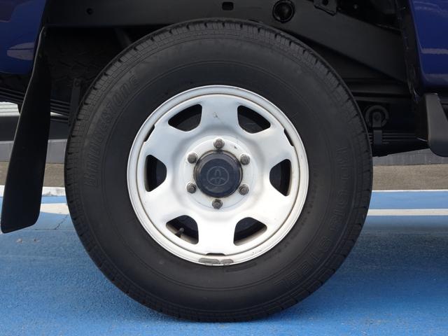 ハイラックス ＷキャブＤＸ　ＬＮ１６７　５ＭＴ　４ＷＤ　４ナンバー　ディーゼル　原動機５Ｌ　ダブルキャブ　積載５００ｋｇ　５人乗り　ＮＯｘ・ＰＭ不適合　ハイラックス　ピックアップ（29枚目）