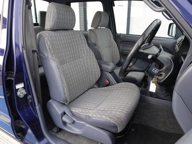 ハイラックス ＷキャブＤＸ　ＬＮ１６７　５ＭＴ　４ＷＤ　４ナンバー　ディーゼル　原動機５Ｌ　ダブルキャブ　積載５００ｋｇ　５人乗り　ＮＯｘ・ＰＭ不適合　ハイラックス　ピックアップ（33枚目）