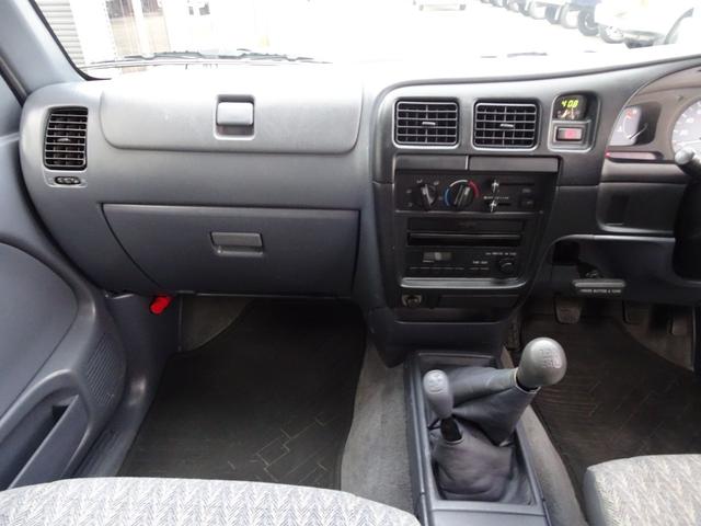 ハイラックス ＷキャブＤＸ　ＬＮ１６７　５ＭＴ　４ＷＤ　４ナンバー　ディーゼル　原動機５Ｌ　ダブルキャブ　積載５００ｋｇ　５人乗り　ＮＯｘ・ＰＭ不適合　ハイラックス　ピックアップ（38枚目）