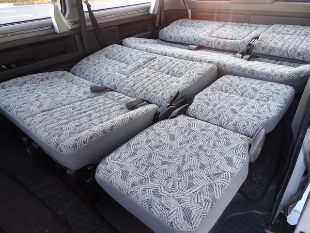 デリカスターワゴン アクティブワールド　ウインタースペシャル　Ｐ３５Ｗ　５ＭＴ　４ＷＤ　８人乗り　ベンチシート　３ナンバー　ディーゼルターボ　４Ｄ５６エンジン　寒冷地仕様車　グリルガード／フォグランプ／カーテン　ダブルエアコン　スターワゴン　デリカ（54枚目）