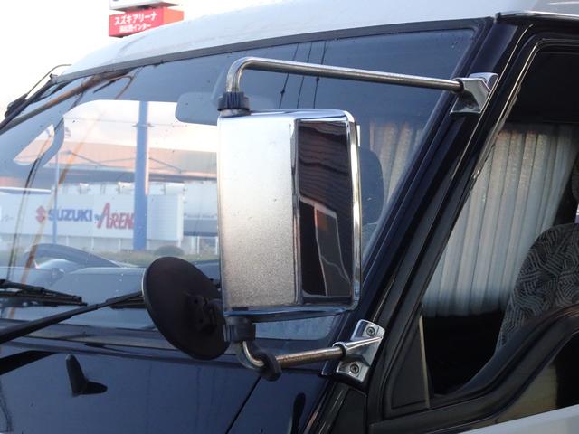 デリカスターワゴン アクティブワールド　ウインタースペシャル　Ｐ３５Ｗ　５ＭＴ　４ＷＤ　８人乗り　ベンチシート　３ナンバー　ディーゼルターボ　４Ｄ５６エンジン　寒冷地仕様車　グリルガード／フォグランプ／カーテン　ダブルエアコン　スターワゴン　デリカ（62枚目）