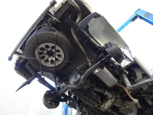 デリカスターワゴン アクティブワールド　ウインタースペシャル　Ｐ３５Ｗ　５ＭＴ　４ＷＤ　８人乗り　ベンチシート　３ナンバー　ディーゼルターボ　４Ｄ５６エンジン　寒冷地仕様車　グリルガード／フォグランプ／カーテン　ダブルエアコン　スターワゴン　デリカ（70枚目）