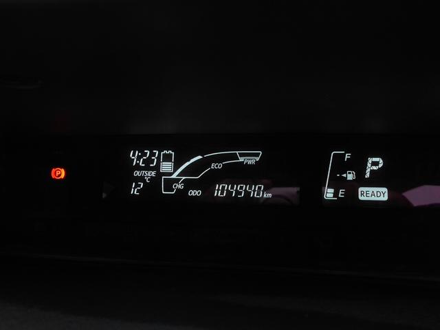 アクア Ｌ　ワンオーナー　ナビＴＶＢｌｕｅｔｏｏｔｈ　ＣＤ　キーレス　ワンオーナー　ナビＴＶＢｌｕｅｔｏｏｔｈ　ＣＤＤＶＤ　キーレス　ドライブレコーダー　ＥＴＣ　エアバック　取説保証書　社外アルミ１５インチ　レザーハンドル（16枚目）