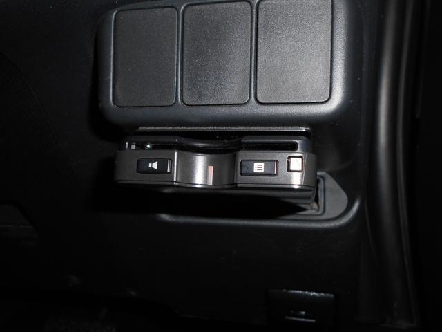 アクア Ｌ　ワンオーナー　ナビＴＶＢｌｕｅｔｏｏｔｈ　ＣＤ　キーレス　ワンオーナー　ナビＴＶＢｌｕｅｔｏｏｔｈ　ＣＤＤＶＤ　キーレス　ドライブレコーダー　ＥＴＣ　エアバック　取説保証書　社外アルミ１５インチ　レザーハンドル（23枚目）