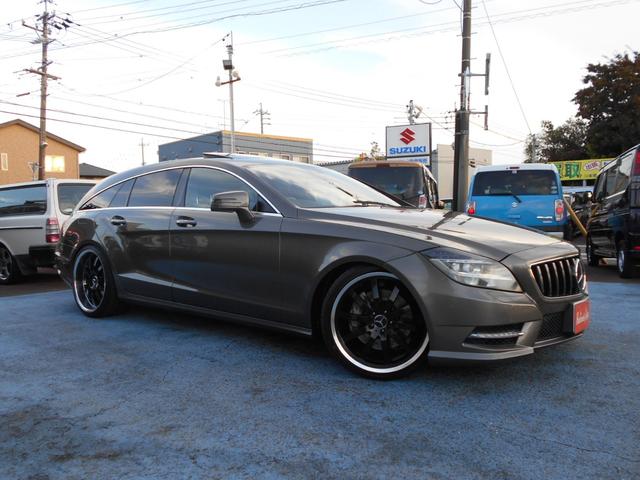 CLSクラス シューティングブレーク CLS350シューティングブレークAMGスポツパック SR パナメリカーナ グリル ローダウン 本革シート サンルーフ LEDヘッドライト 20インチアルミ ナビTVBluetooth ETC バックカメラ スマートキープッシュスタート 電動リアゲート(6枚目)