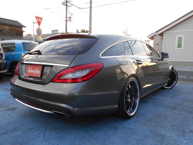 CLSクラス シューティングブレーク CLS350シューティングブレークAMGスポツパック SR パナメリカーナ グリル ローダウン 本革シート サンルーフ LEDヘッドライト 20インチアルミ ナビTVBluetooth ETC バックカメラ スマートキープッシュスタート 電動リアゲート(11枚目)