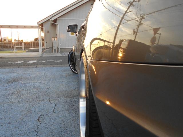 CLSクラス シューティングブレーク CLS350シューティングブレークAMGスポツパック SR パナメリカーナ グリル ローダウン 本革シート サンルーフ LEDヘッドライト 20インチアルミ ナビTVBluetooth ETC バックカメラ スマートキープッシュスタート 電動リアゲート(17枚目)