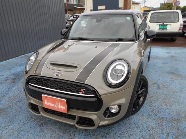 ＭＩＮＩ クーパーＳ　ＪＣＷパッケージ　ナビＢｌｕｅｔｏｏｔｈ　ＥＴＣ　ＪＣＷパッケージ　ジョンクーパーワークス　ナビＢｌｕｅｔｏｏｔｈ　バックカメラ　ＥＴＣ　ドラレコ前後　ＬＥＤヘッドライト　ＬＥＤフォグ　アイドリングストップ　禁煙車　コーナーセンサー　取説保証書（3枚目）