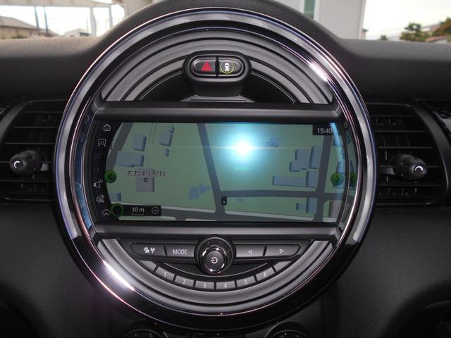 ＭＩＮＩ クーパーＳ　ＪＣＷパッケージ　ナビＢｌｕｅｔｏｏｔｈ　ＥＴＣ　ＪＣＷパッケージ　ジョンクーパーワークス　ナビＢｌｕｅｔｏｏｔｈ　バックカメラ　ＥＴＣ　ドラレコ前後　ＬＥＤヘッドライト　ＬＥＤフォグ　アイドリングストップ　禁煙車　コーナーセンサー　取説保証書（22枚目）