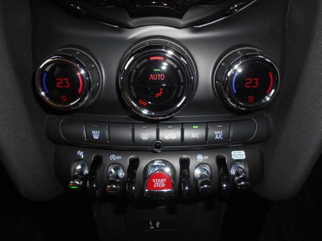 ＭＩＮＩ クーパーＳ　ＪＣＷパッケージ　ナビＢｌｕｅｔｏｏｔｈ　ＥＴＣ　ＪＣＷパッケージ　ジョンクーパーワークス　ナビＢｌｕｅｔｏｏｔｈ　バックカメラ　ＥＴＣ　ドラレコ前後　ＬＥＤヘッドライト　ＬＥＤフォグ　アイドリングストップ　禁煙車　コーナーセンサー　取説保証書（27枚目）