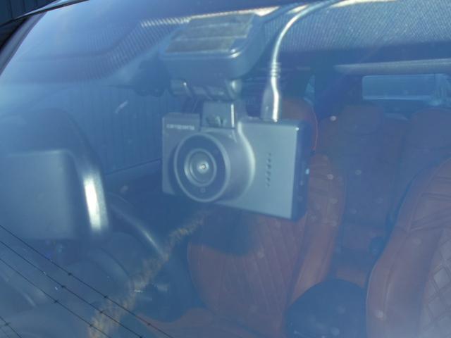 ＭＩＮＩ クーパーＳ　ＪＣＷパッケージ　ナビＢｌｕｅｔｏｏｔｈ　ＥＴＣ　ＪＣＷパッケージ　ジョンクーパーワークス　ナビＢｌｕｅｔｏｏｔｈ　バックカメラ　ＥＴＣ　ドラレコ前後　ＬＥＤヘッドライト　ＬＥＤフォグ　アイドリングストップ　禁煙車　コーナーセンサー　取説保証書（31枚目）