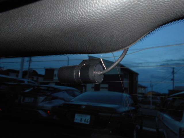 ＭＩＮＩ クーパーＳ　ＪＣＷパッケージ　ナビＢｌｕｅｔｏｏｔｈ　ＥＴＣ　ＪＣＷパッケージ　ジョンクーパーワークス　ナビＢｌｕｅｔｏｏｔｈ　バックカメラ　ＥＴＣ　ドラレコ前後　ＬＥＤヘッドライト　ＬＥＤフォグ　アイドリングストップ　禁煙車　コーナーセンサー　取説保証書（32枚目）