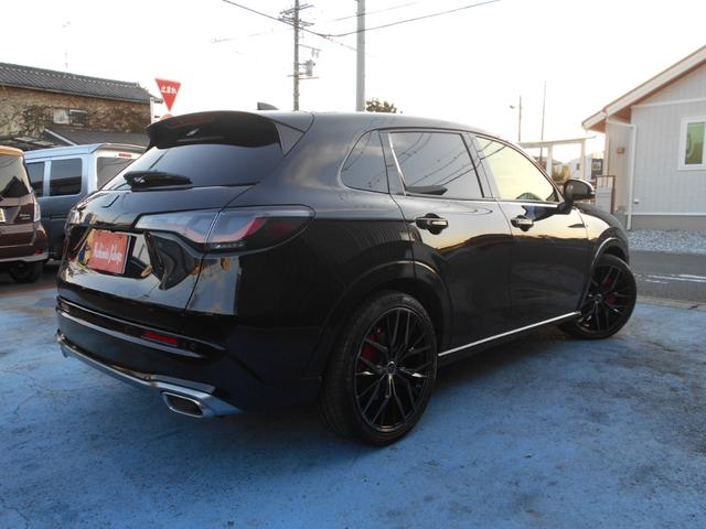 ＺＲ－Ｖ ｅ：ＨＥＶ　Ｚ　ローダウン　社外２０インチ　レッドキャリパー　ローダウン　社外２０インチ　レッドキャリパーカバー　ナビＴＶＢｌｕｅｔｏｏｔｈ　走行中ＯＫ　３６０度カメラ　ＥＴＣ２．０　ドラレコ前後　デジタルミラー　レザーシート　シートヒーター　レーダークルーズ（12枚目）