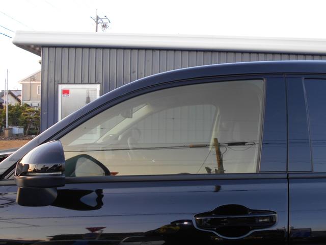 ＺＲ－Ｖ ｅ：ＨＥＶ　Ｚ　ローダウン　社外２０インチ　レッドキャリパー　ローダウン　社外２０インチ　レッドキャリパーカバー　ナビＴＶＢｌｕｅｔｏｏｔｈ　走行中ＯＫ　３６０度カメラ　ＥＴＣ２．０　ドラレコ前後　デジタルミラー　レザーシート　シートヒーター　レーダークルーズ（18枚目）