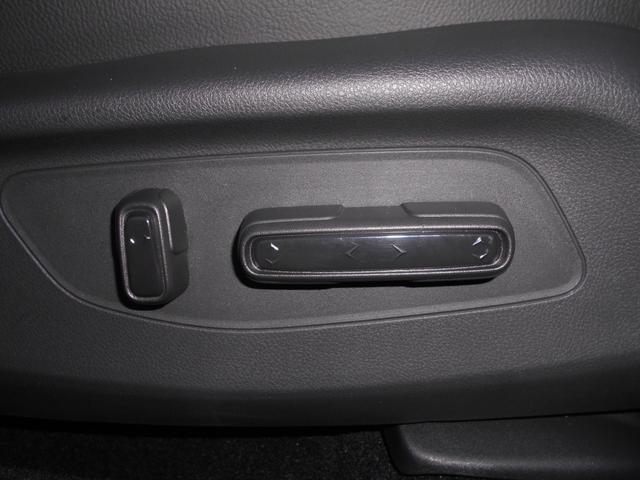 ＺＲ－Ｖ ｅ：ＨＥＶ　Ｚ　ローダウン　社外２０インチ　レッドキャリパー　ローダウン　社外２０インチ　レッドキャリパーカバー　ナビＴＶＢｌｕｅｔｏｏｔｈ　走行中ＯＫ　３６０度カメラ　ＥＴＣ２．０　ドラレコ前後　デジタルミラー　レザーシート　シートヒーター　レーダークルーズ（20枚目）