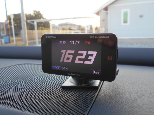 ＺＲ－Ｖ ｅ：ＨＥＶ　Ｚ　ローダウン　社外２０インチ　レッドキャリパー　ローダウン　社外２０インチ　レッドキャリパーカバー　ナビＴＶＢｌｕｅｔｏｏｔｈ　走行中ＯＫ　３６０度カメラ　ＥＴＣ２．０　ドラレコ前後　デジタルミラー　レザーシート　シートヒーター　レーダークルーズ（49枚目）