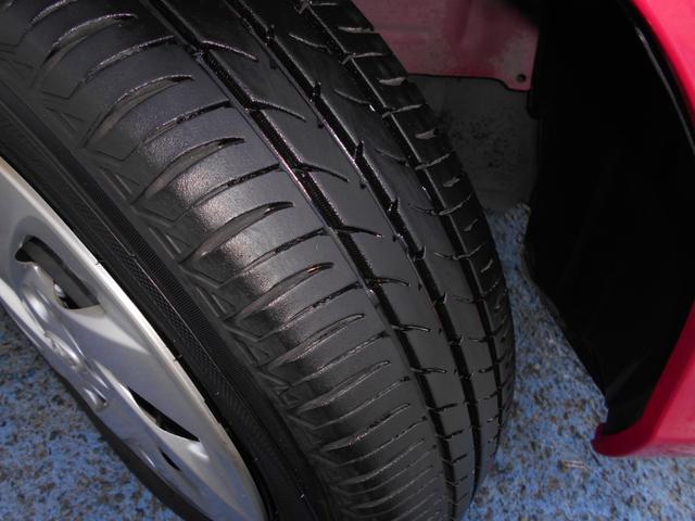 アクア ＧブラックソフトレザーセレクションナビＴＶＢｌｕｅｔｏｏｔｈ　ナビＴＶＢｌｕｅｔｏｏｔｈ　ＣＤＤＶＤ　バックカメラ　ＥＴＣ　ドラレコ前後　セーフティセンス　ＴＲＣ　レーンキープ　クルーズコントロール　コーナーポール　センターコンソール　メッキアウターハンドル（7枚目）