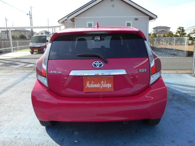 アクア ＧブラックソフトレザーセレクションナビＴＶＢｌｕｅｔｏｏｔｈ　ナビＴＶＢｌｕｅｔｏｏｔｈ　ＣＤＤＶＤ　バックカメラ　ＥＴＣ　ドラレコ前後　セーフティセンス　ＴＲＣ　レーンキープ　クルーズコントロール　コーナーポール　センターコンソール　メッキアウターハンドル（11枚目）