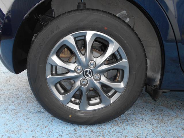 デミオ １３Ｓツーリング　ワンオーナー　Ｂｌｕｅｔｏｏｔｈ　ドラレコ　ワンオーナー　ナビＴＶＢｌｕｅｔｏｏｔｈ　ドラレコ　ＣＤＤＶＤ　シートヒーター左右　オートエアコン　ヘッドアップディスプレイ　ＬＥＤヘッドライト　スマートキー　エアバック　取説保証書　ＵＳＢ（7枚目）