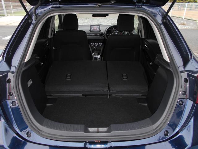 デミオ １３Ｓツーリング　ワンオーナー　Ｂｌｕｅｔｏｏｔｈ　ドラレコ　ワンオーナー　ナビＴＶＢｌｕｅｔｏｏｔｈ　ドラレコ　ＣＤＤＶＤ　シートヒーター左右　オートエアコン　ヘッドアップディスプレイ　ＬＥＤヘッドライト　スマートキー　エアバック　取説保証書　ＵＳＢ（12枚目）