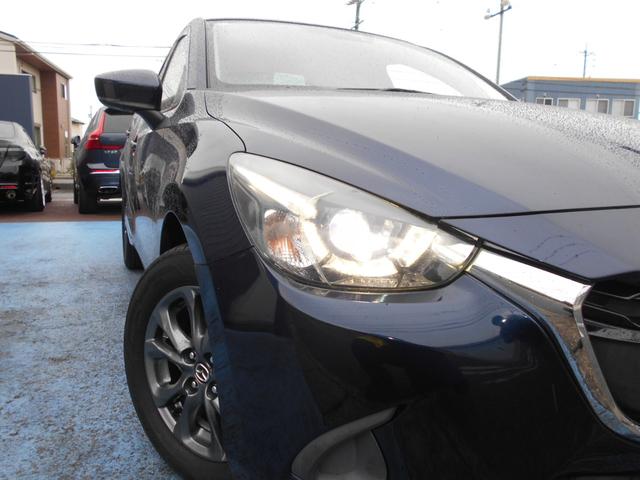 デミオ １３Ｓツーリング　ワンオーナー　Ｂｌｕｅｔｏｏｔｈ　ドラレコ　ワンオーナー　ナビＴＶＢｌｕｅｔｏｏｔｈ　ドラレコ　ＣＤＤＶＤ　シートヒーター左右　オートエアコン　ヘッドアップディスプレイ　ＬＥＤヘッドライト　スマートキー　エアバック　取説保証書　ＵＳＢ（31枚目）