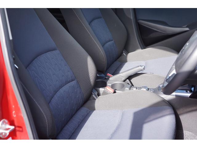 デミオ １３Ｓ　ＬＥＤコンフォートスポーティパッケージナビフルセグＴＶ（9枚目）