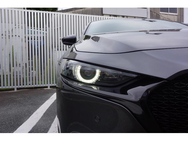 ＭＡＺＤＡ３ファストバック ２０Ｓ　レトロスポーツエディション　弊社デモカー　ボディコーティング施工済車　オンラインナビＳＤ　ＥＴＣ　オールウェザーマット（8枚目）