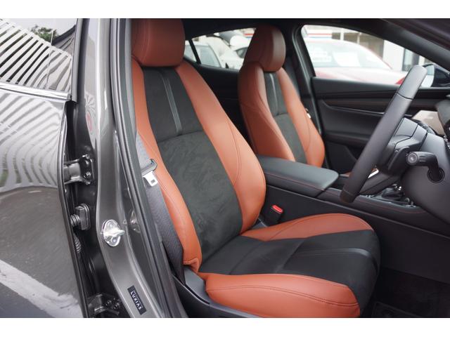 ＭＡＺＤＡ３ファストバック ２０Ｓ　レトロスポーツエディション　弊社デモカー　ボディコーティング施工済車　オンラインナビＳＤ　ＥＴＣ　オールウェザーマット（12枚目）