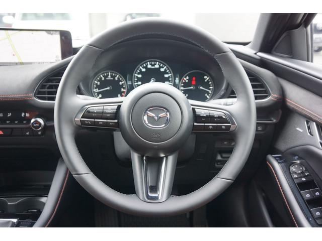 ＭＡＺＤＡ３ファストバック ２０Ｓ　レトロスポーツエディション　弊社デモカー　ボディコーティング施工済車　オンラインナビＳＤ　ＥＴＣ　オールウェザーマット（19枚目）