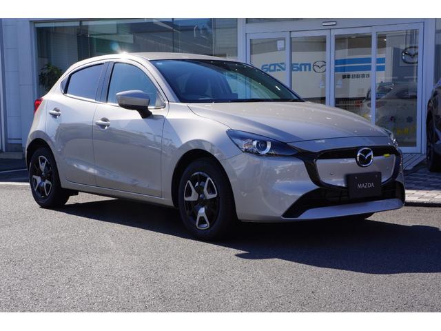 ＭＡＺＤＡ２ １５　ＢＤ　ｉセレクション　弊社デモカー　ボディコーティング施工車　ナビＳＤ　ＥＴＣ　フロアマット　バックカメラ（4枚目）