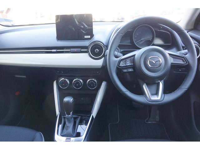 ＭＡＺＤＡ２ １５　ＢＤ　ｉセレクション　弊社デモカー　ボディコーティング施工車　ナビＳＤ　ＥＴＣ　フロアマット　バックカメラ（13枚目）