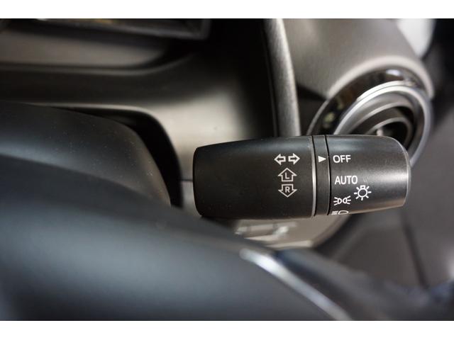 �I�[�g���C�g�����B