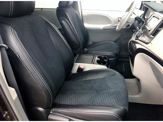 シエナ ＳＥ　新車並行／社外ナビ＆バック＆サイドカメラ／両ドアパワースライド＆バックドア（13枚目）