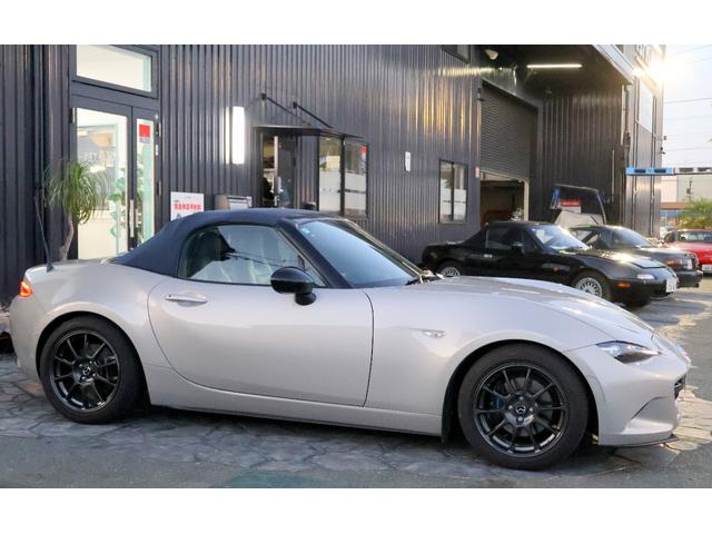 ロードスター ９９０Ｓ　ワンオーナー・禁煙・雨天未使用車　車高調付　プラチナクォーツメタリック（2枚目）