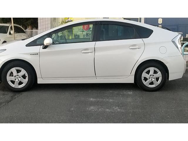 プリウス Ｓ　純正ナビ　バックカメラ　ＥＴＣ　ドライブレコーダー（5枚目）