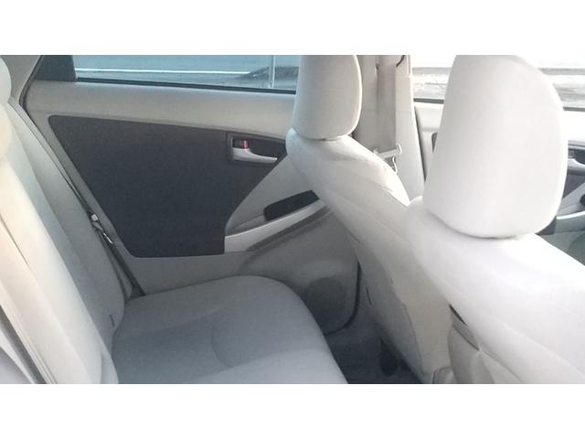 プリウス Ｓ　純正ナビ　バックカメラ　ＥＴＣ　ドライブレコーダー（18枚目）