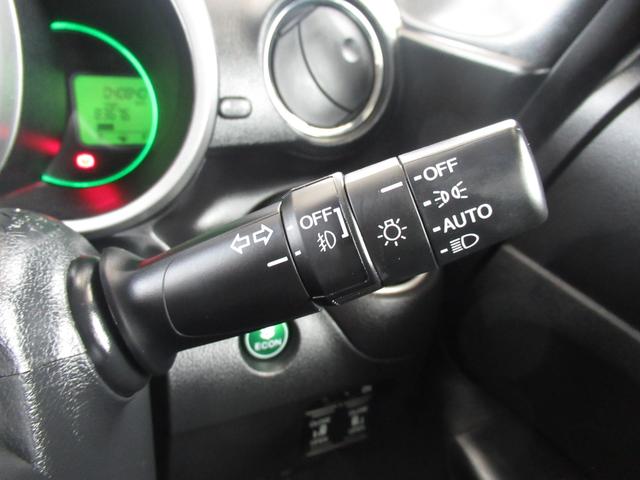 G・ターボLパッケージ あんしんパッケージ 両側自動ドア HID フルセグインターナビ ブルートゥース DVD再生 バックモニター ETC ドラレコ プッシュスタート スマートキー オートエアコン スライドリヤシート(26枚目)
