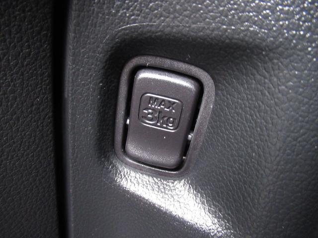 G・ターボLパッケージ あんしんパッケージ 両側自動ドア HID フルセグインターナビ ブルートゥース DVD再生 バックモニター ETC ドラレコ プッシュスタート スマートキー オートエアコン スライドリヤシート(39枚目)