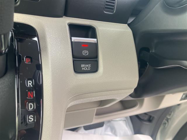 N-BOX ベースグレード コンフォートパッケージ 届け出済み未使用車 バックカメラ 両側電動スライドドア クリアランスソナー オートクルーズコントロール レーンアシスト 衝突被害軽減システム オートライト LEDヘッドランプ スマートキー(6枚目)