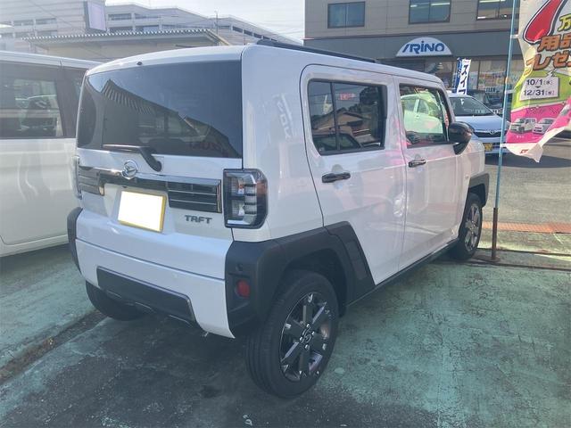 タフト Ｇターボ　ダーククロムベンチャー　バックカメラ　クリアランスソナー　オートクルーズコントロール　衝突被害軽減システム　オートライト　ＬＥＤヘッドランプ　ヘッドライトウォッシャー　スマートキー　アイドリングストップ　電動格納ミラー（15枚目）