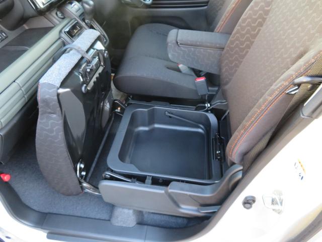 スペーシアギア ハイブリッドＸＺ　純９インチナビ／フルセグＴＶ／全方位モニタ／アップルカープレイ／アンドロイドオート／両側電動ドア／ＬＥＤヘッド＆フォグ／ヒータ付革ハンドル／シートヒータ／サーキュレータ／カラーＨＵＤ／マルチＵフラップ（42枚目）