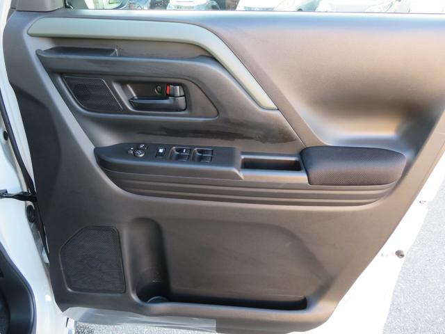 スペーシアギア ハイブリッドＸＺ　純９インチナビ／フルセグＴＶ／全方位モニタ／アップルカープレイ／アンドロイドオート／両側電動ドア／ＬＥＤヘッド＆フォグ／ヒータ付革ハンドル／シートヒータ／サーキュレータ／カラーＨＵＤ／マルチＵフラップ（52枚目）