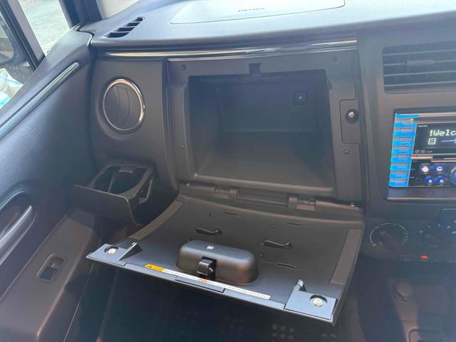 セルボ G スマートキー 電動格納ミラー AT 盗難防止システム CD MD 衝突安全ボディ エアコン パワーステアリング パワーウィンドウ(8枚目)