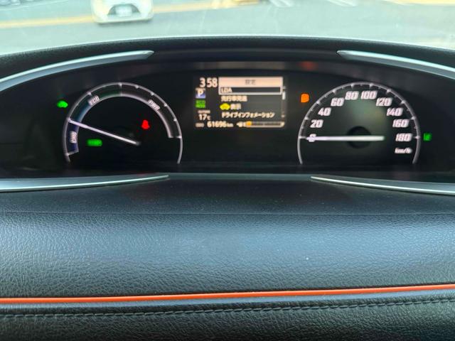 シエンタ ハイブリッドG ドライブレコーダー バックカメラ レーンアシスト 衝突被害軽減システム 両側電動スライドドア オートライト スマートキー 電動格納ミラー 3列シート CVT アルミホイール 盗難防止システム(4枚目)