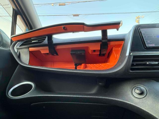 シエンタ ハイブリッドG ドライブレコーダー バックカメラ レーンアシスト 衝突被害軽減システム 両側電動スライドドア オートライト スマートキー 電動格納ミラー 3列シート CVT アルミホイール 盗難防止システム(9枚目)