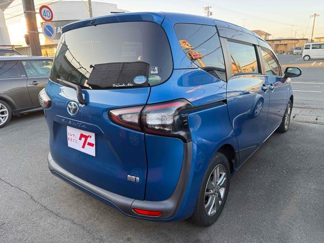 シエンタ ハイブリッドG ドライブレコーダー バックカメラ レーンアシスト 衝突被害軽減システム 両側電動スライドドア オートライト スマートキー 電動格納ミラー 3列シート CVT アルミホイール 盗難防止システム(16枚目)